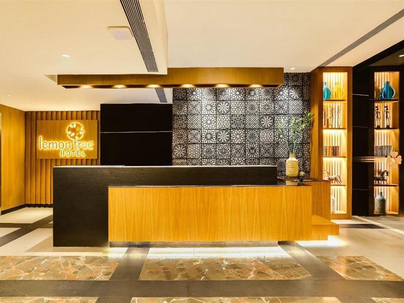 Lemon Tree Hotel Viman Nagar Pune Exterior photo